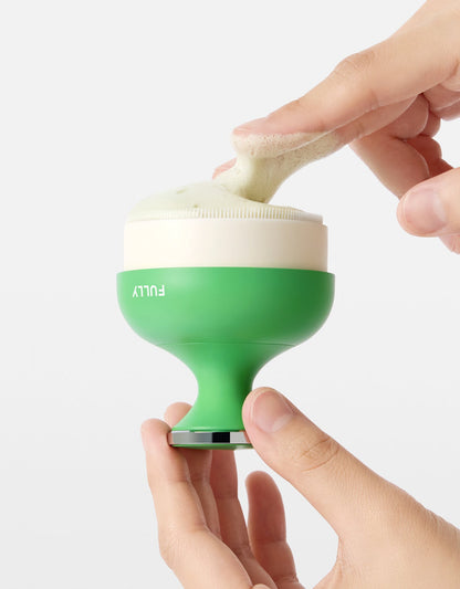 FULLY PORE CLEANSING BRUSH